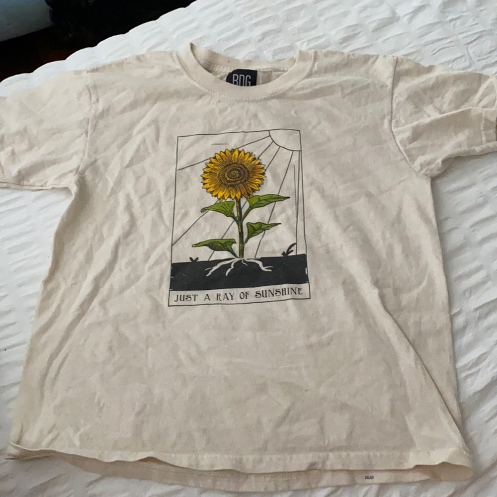 Urban outfitters graphic cropped tee